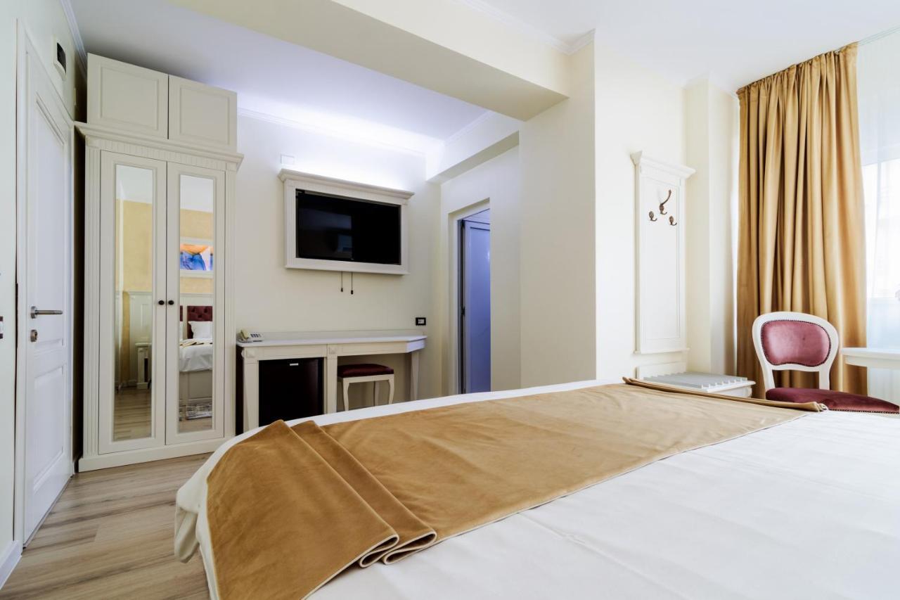 Hotel Central - Băile Olăneşti Zewnętrze zdjęcie